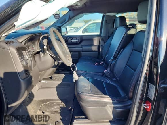 2019 Chevrolet Silverado 1500 Custom с VIN 3GCPWBEH4KG101998, выставлен на аукционе Copart как лот 83795075 с пробегом 111 759 миль миль и Списание • Salvage title. История ставок и продаж доступна на DreamBid. Изображение 7.