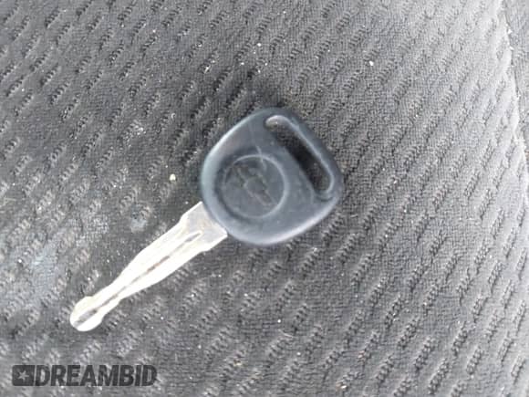 2007 Chevrolet Silverado 1500 LS с VIN 2GCEK13C271652287, выставлен на аукционе IAAI как лот 42392765 с пробегом 203 899 миль миль и . История ставок и продаж доступна на DreamBid. Изображение 11.