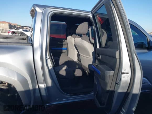 2024 Toyota Tacoma SR5 with VIN 3TMKB5FN2RM001972, listed as a IAAI auction lot 43362889 with 21,644 mi miles and . Bid and sale history available at DreamBid. Image 8.