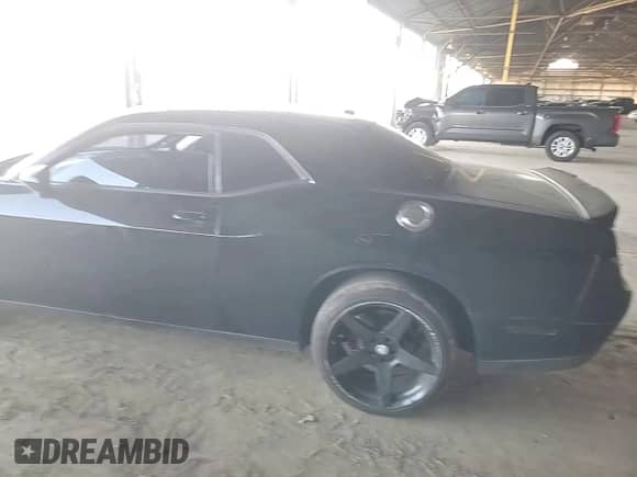 2018 Dodge Challenger SXT с VIN 2C3CDZAG8JH270323, выставлен на аукционе Copart как лот 71439915 с пробегом 77 606 миль миль и Списание • Salvage title. История ставок и продаж доступна на DreamBid. Изображение 13.