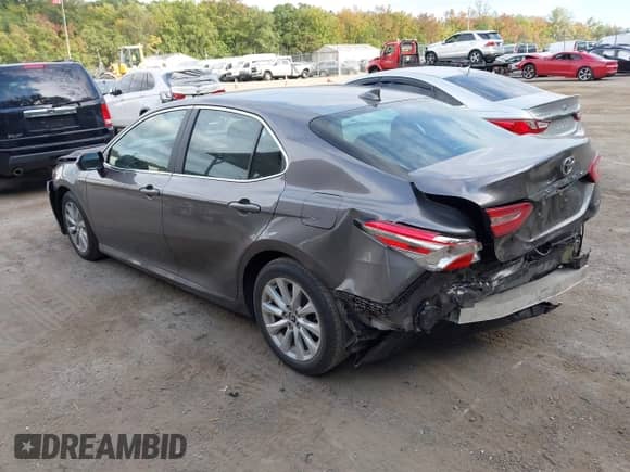 2019 Toyota Camry LE с VIN 4T1B11HK2KU854058, выставлен на аукционе IAAI как лот 43392890 с пробегом 35 838 миль миль и . История ставок и продаж доступна на DreamBid. Изображение 3.
