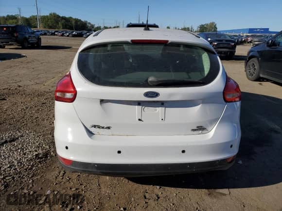 2015 Ford Focus SE с VIN 1FADP3K28FL265582, выставлен на аукционе Copart как лот 86114845 с пробегом 99 608 миль миль и Списание • Salvage title. История ставок и продаж доступна на DreamBid. Изображение 6.