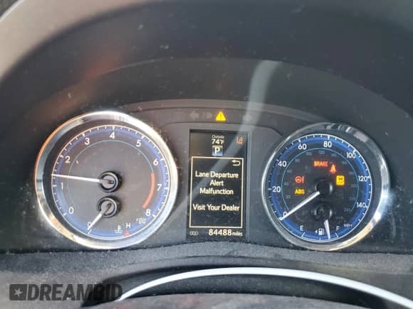 2019 Toyota Corolla XLE z VIN 5YFBURHEXKP881316, wystawiony jako Copart lot #67221735 z przebiegiem 84 488 mil mil oraz Szkoda całkowita • Salvage title. Historia ofert i sprzedaży dostępna na DreamBid. Obrazek 9.