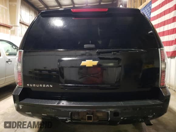 2013 Chevrolet Suburban с VIN 1GNWK5EG4DR246825, выставлен на аукционе Copart как лот 56764205 с пробегом 162 459 миль миль и Списание • Salvage title. История ставок и продаж доступна на DreamBid. Изображение 6.