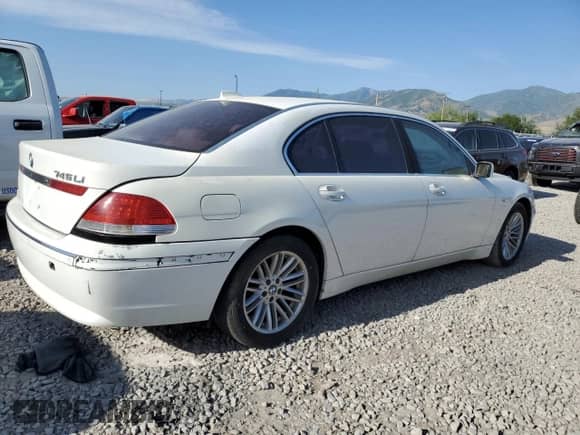 2004 BMW 7 Series 745Li with VIN WBAGN63464DS48220, listed as a Copart auction lot 60269935 with 124,705 mi miles and Clean title. Bid and sale history available at DreamBid. Image 3.