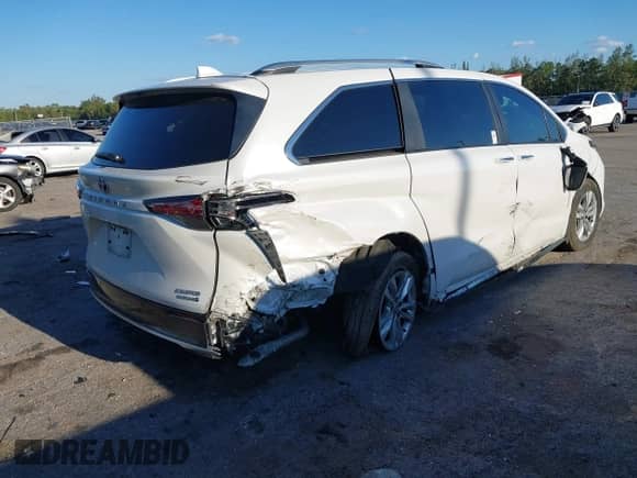 2024 Toyota Sienna Limited z VIN 5TDZRKEC6RS209376, wystawiony jako IAAI lot #41901916 z przebiegiem 20 452 mil mil oraz . Historia ofert i sprzedaży dostępna na DreamBid. Obrazek 6.