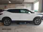 2024 Chevrolet Blazer LT с VIN 3GNKBCR42RS223325, выставлен на аукционе IAAI как лот 42352529 с пробегом 11 312 миль миль и . История ставок и продаж доступна на DreamBid. Изображение 13.