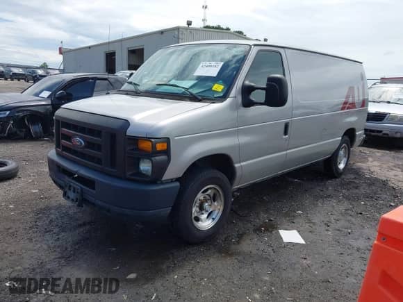 2012 Ford Econoline Cargo Commercial с VIN 1FTNE1EW4CDA76957, выставлен на аукционе IAAI как лот 42400182 с пробегом 199 477 миль миль и . История ставок и продаж доступна на DreamBid. Изображение 2.