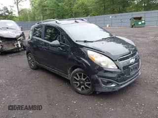 2013 Chevrolet Spark LT с VIN KL8CF6S93DC508938, выставлен на аукционе IAAI как лот 42353089 с пробегом 105 253 миль миль и . История ставок и продаж доступна на DreamBid. Изображение 1.