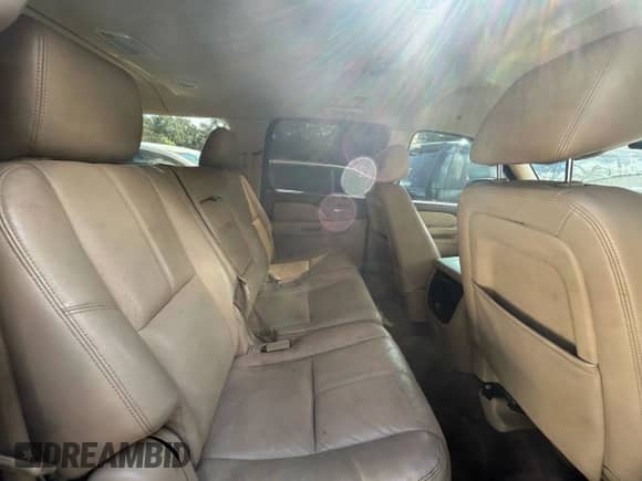 2013 Chevrolet Suburban LT с VIN 1GNSCJE02DR143930, выставлен на аукционе Copart как лот 86322005 с пробегом 227 421 миль миль и Чистый • Clean title. История ставок и продаж доступна на DreamBid. Изображение 6.