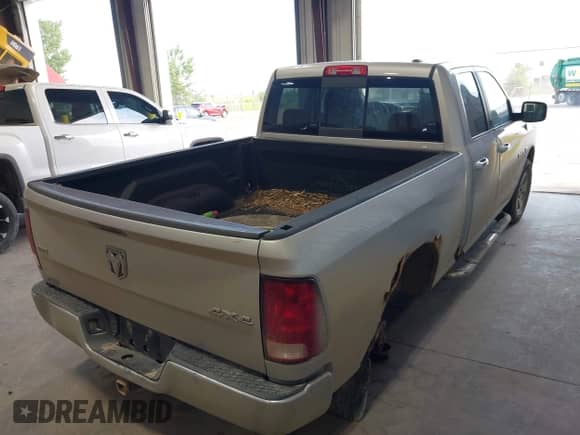 2009 Dodge 1500 SLT with VIN 1D3HV18T49S775791, listed as a IAAI auction lot 42701529 with 221,080 mi miles and . Bid and sale history available at DreamBid. Image 4.