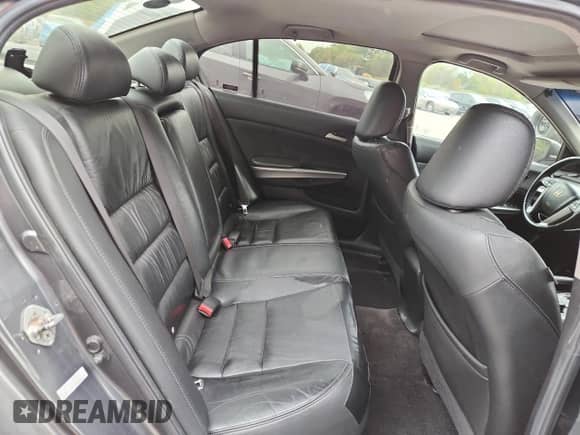 2009 Honda Accord EX-L with VIN 1HGCP36829A039513, listed as a Copart auction lot 84542605 with 157,710 mi miles and Salvage title. Bid and sale history available at DreamBid. Image 10.