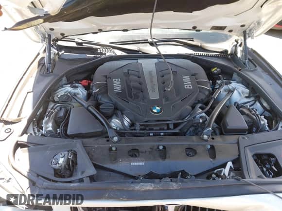 2015 BMW 5 Series 550i с VIN WBAKN9C50FD961511, выставлен на аукционе IAAI как лот 42968030 с пробегом 54 294 миль миль и . История ставок и продаж доступна на DreamBid. Изображение 10.