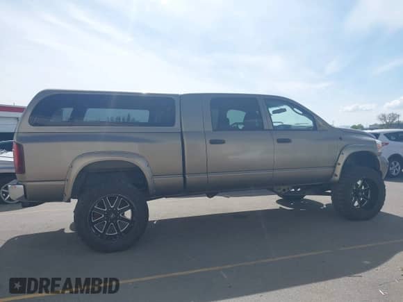 2006 Dodge 3500 Laramie with VIN 3D7LX39C86G172911, listed as a IAAI auction lot 41982565 with Not provided miles and . Bid and sale history available at DreamBid. Image 13.