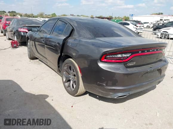 2015 Dodge Charger SE с VIN 2C3CDXBG7FH812957, выставлен на аукционе IAAI как лот 43438721 с пробегом Не указан миль и . История ставок и продаж доступна на DreamBid. Изображение 3.