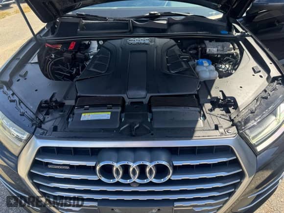 2017 Audi Q7 Premium Plus с VIN WA1LAAF70HD025967, выставлен на аукционе Copart как лот 80338105 с пробегом 120 341 миль миль и Чистый • Clean title. История ставок и продаж доступна на DreamBid. Изображение 10.