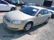 2012 Chevrolet Impala LS Fleet z VIN 2G1WF5E31C1280408, wystawiony jako IAAI lot #43071325 z przebiegiem 145 311 mil mil oraz . Historia ofert i sprzedaży dostępna na DreamBid. Obrazek 2.