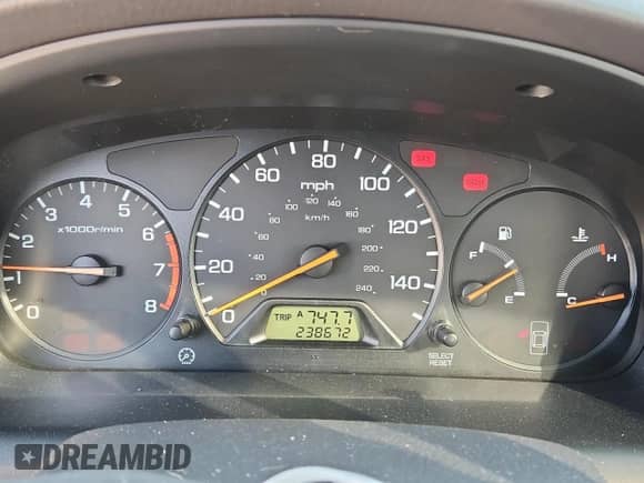 2001 Honda Accord with VIN JHMCG55681C020997, listed as a Copart auction lot 86321565 with 238,672 mi miles and Clean title. Bid and sale history available at DreamBid. Image 9.