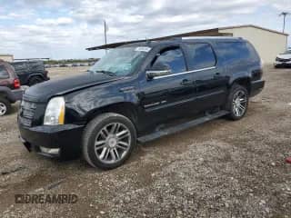 2014 Cadillac Escalade ESV Premium с VIN 1GYS3JEFXER156322, выставлен на аукционе Copart как лот 79808204 с пробегом 209 892 миль миль и Списание • Salvage title. История ставок и продаж доступна на DreamBid. Изображение 1.