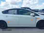 2015 Toyota Prius Four z VIN JTDKN3DU3F1930616, wystawiony jako IAAI lot #43283870 z przebiegiem Nie podano mil oraz . Historia ofert i sprzedaży dostępna na DreamBid. Obrazek 13.