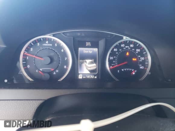 2017 Toyota Camry XLE с VIN 4T1BF1FK0HU357605, выставлен на аукционе Copart как лот 89727555 с пробегом 141 761 миль миль и Списание • Salvage title. История ставок и продаж доступна на DreamBid. Изображение 9.