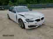 2013 BMW 3 Series 335i xDrive с VIN WBA3B9G58DNP39605, выставлен на аукционе Copart как лот 60600485 с пробегом 151 620 миль миль и Списание • Salvage title. История ставок и продаж доступна на DreamBid. Изображение 13.