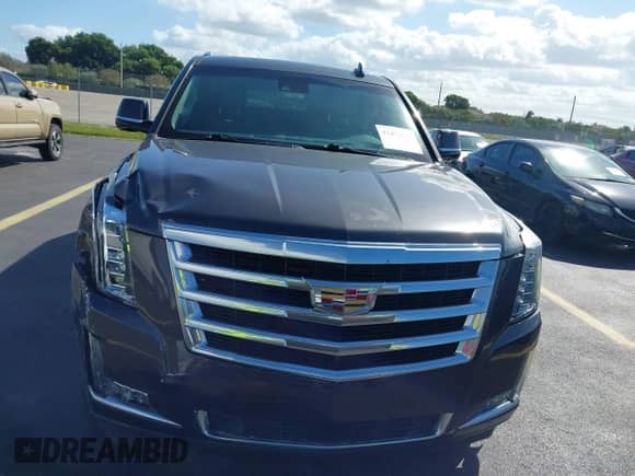 2018 Cadillac Escalade ESV Premium Luxury с VIN 1GYS4JKJ0JR318801, выставлен на аукционе IAAI как лот 43474638 с пробегом 72 615 миль миль и . История ставок и продаж доступна на DreamBid. Изображение 12.