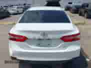 2019 Toyota Camry LE с VIN 4T1B11HK6KU276241, выставлен на аукционе IAAI как лот 42379029 с пробегом 81 411 миль миль и . История ставок и продаж доступна на DreamBid. Изображение 17.