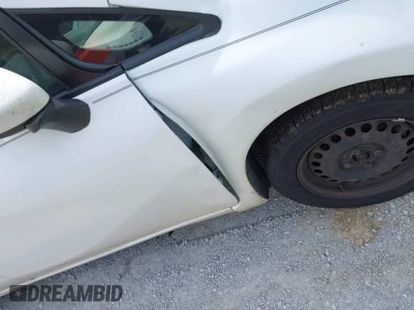 2015 Nissan Note SV с VIN 3N1CE2CP1FL394321, выставлен на аукционе IAAI как лот 43044410 с пробегом 165 236 миль миль и . История ставок и продаж доступна на DreamBid. Изображение 19.