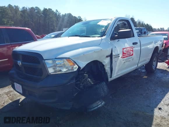 2017 Ram 1500 Tradesman с VIN 3C6JR6DT5HG548561, выставлен на аукционе IAAI как лот 41630666 с пробегом 106 326 миль миль и . История ставок и продаж доступна на DreamBid. Изображение 2.