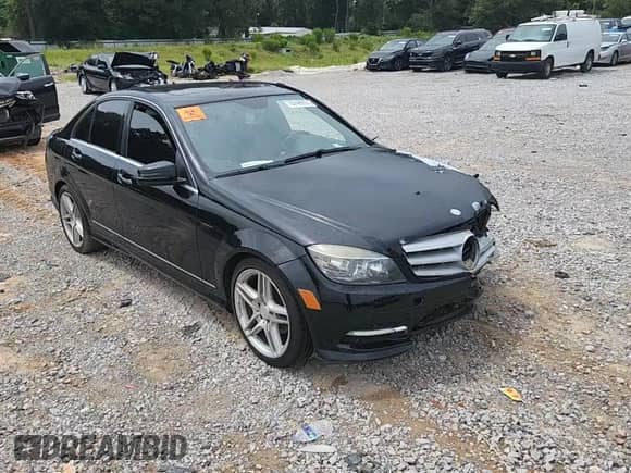 2011 Mercedes-Benz C 300 Sport z VIN WDDGF5EB8BR156487, wystawiony jako Copart lot #67489375 z przebiegiem 163 288 mil mil oraz Szkoda całkowita • Salvage title. Historia ofert i sprzedaży dostępna na DreamBid. Obrazek 13.