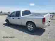 2004 Dodge 1500 SLT z VIN 1D7HU18N94S779864, wystawiony jako Copart lot #67142915 z przebiegiem 193 555 mil mil oraz Szkoda całkowita • Salvage title. Historia ofert i sprzedaży dostępna na DreamBid. Obrazek 2.