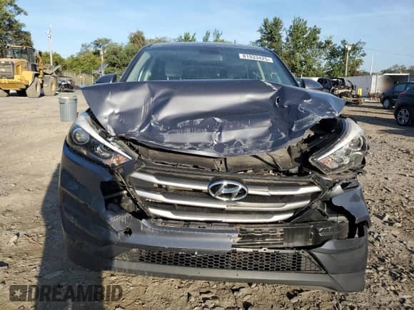 2018 Hyundai Tucson SE with VIN KM8J2CA4XJU760895, listed as a Copart auction lot 81933425 with 23,963 mi miles and Salvage title. Bid and sale history available at DreamBid. Image 5.
