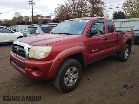 2006 Toyota Tacoma with VIN 5TEUX42N66Z303001, listed as a Copart auction lot 90533285 with 199,426 mi miles and Clean title. Bid and sale history available at DreamBid. Image 1.