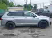 2021 Volkswagen Tiguan SE с VIN 3VV2B7AX3MM130642, выставлен на аукционе IAAI как лот 42567026 с пробегом 60 604 миль миль и . История ставок и продаж доступна на DreamBid. Изображение 13.