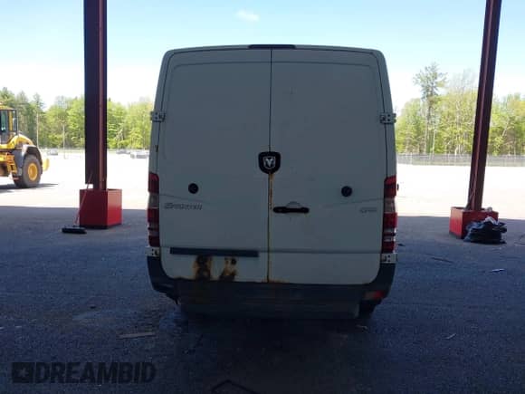 2008 Dodge Sprinter с VIN WD0PE745685285713, выставлен на аукционе IAAI как лот 42263341 с пробегом 287 964 миль миль и . История ставок и продаж доступна на DreamBid. Изображение 16.