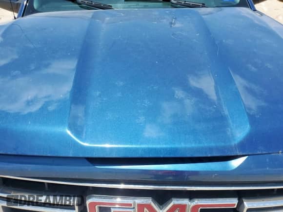 2018 GMC Sierra 1500 z VIN 1GTR1LEC8JZ169219, wystawiony jako Copart lot #63838975 z przebiegiem 91 685 mil mil oraz Szkoda całkowita • Salvage title. Historia ofert i sprzedaży dostępna na DreamBid. Obrazek 11.