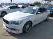 2015 BMW 7 Series 750Li с VIN WBAYE8C52FD785162, выставлен на аукционе IAAI как лот 42121389 с пробегом 88 783 миль миль и . История ставок и продаж доступна на DreamBid. Изображение 17.