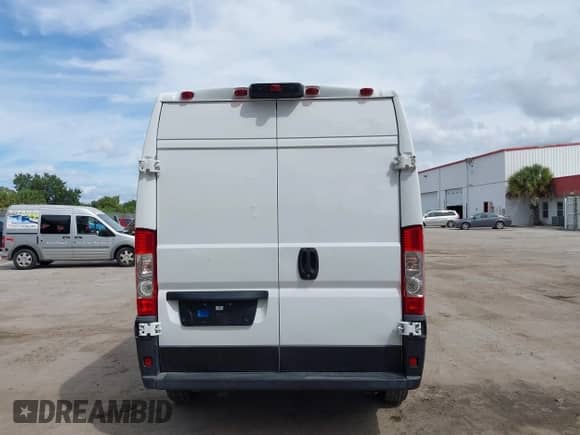 2019 Ram ProMaster Cargo с VIN 3C6TRVCG8KE526483, выставлен на аукционе IAAI как лот 43262477 с пробегом 63 154 миль миль и . История ставок и продаж доступна на DreamBid. Изображение 16.