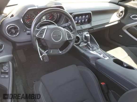 2023 Chevrolet Camaro LT1 z VIN 1G1FF3D73P0113901, wystawiony jako Copart lot #68287505 z przebiegiem 13 624 mil mil oraz Szkoda całkowita • Salvage title. Historia ofert i sprzedaży dostępna na DreamBid. Obrazek 8.