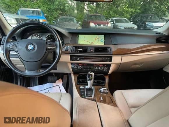 2013 BMW 5 Series 535i xDrive с VIN WBAFU7C56DDU66560, выставлен на аукционе Copart как лот 84773534 с пробегом 109 405 миль миль и Чистый • Clean title. История ставок и продаж доступна на DreamBid. Изображение 9.