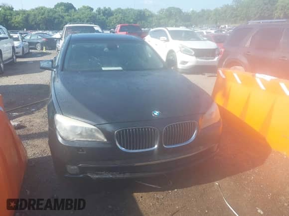 2012 BMW 7 Series 750Li с VIN WBAKB8C55CC962853, выставлен на аукционе IAAI как лот 42705832 с пробегом 154 689 миль миль и . История ставок и продаж доступна на DreamBid. Изображение 6.