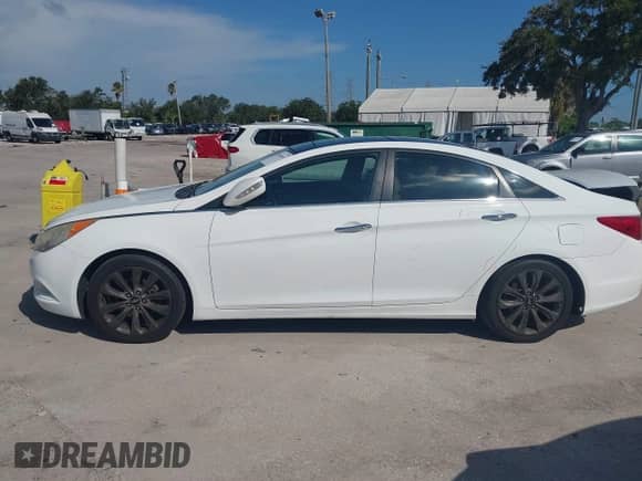 2012 Hyundai Sonata Limited с VIN 5NPEC4AB8CH337284, выставлен на аукционе IAAI как лот 43044914 с пробегом 115 359 миль миль и . История ставок и продаж доступна на DreamBid. Изображение 14.