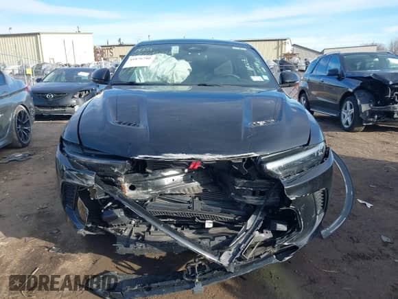 2024 Dodge Hornet R/T z VIN ZACPDFCW9R3A33499, wystawiony jako IAAI lot #41876780 z przebiegiem 31 883 mil mil oraz . Historia ofert i sprzedaży dostępna na DreamBid. Obrazek 11.