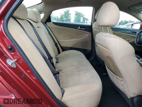 2014 Hyundai Sonata GLS z VIN 5NPEB4AC1EH948465, wystawiony jako Copart lot #82322195 z przebiegiem 138 489 mil mil oraz Szkoda całkowita • Salvage title. Historia ofert i sprzedaży dostępna na DreamBid. Obrazek 10.