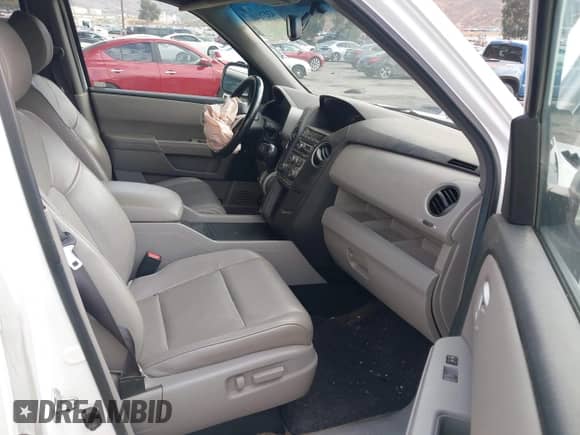 2013 Honda Pilot EX-L with VIN 5FNYF3H57DB013029, listed as a IAAI auction lot 43271400 with 137,407 mi miles and . Bid and sale history available at DreamBid. Image 5.