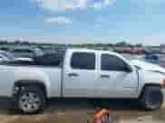 2007 GMC Sierra 1500 SLE2 with VIN 2GTEC13J071613547, listed as a IAAI auction lot 43332735 with 204,701 mi miles and . Bid and sale history available at DreamBid. Image 13.
