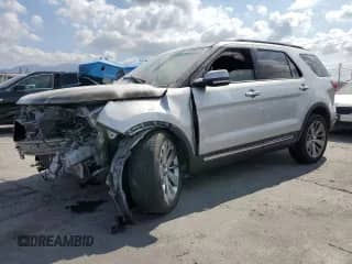 2019 Ford Explorer Limited z VIN 1FM5K7F83KGB11671, wystawiony jako Copart lot #72086205 z przebiegiem Nie podano mil oraz Szkoda całkowita • Salvage title. Historia ofert i sprzedaży dostępna na DreamBid. Obrazek 1.