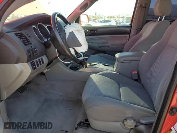 2007 Toyota Tacoma PreRunner с VIN 5TEKU72N27Z446496, выставлен на аукционе Copart как лот 82566905 с пробегом 166 225 миль миль и Списание • Salvage title. История ставок и продаж доступна на DreamBid. Изображение 7.