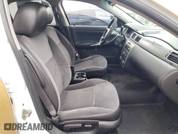 2010 Chevrolet Impala Police Police с VIN 2G1WD5EM9A1181363, выставлен на аукционе Copart как лот 90262975 с пробегом 170 449 миль миль и Списание • Salvage title. История ставок и продаж доступна на DreamBid. Изображение 7.